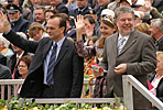 Ministerprsident Kurt Beck mit Weinprinzessin und Landrat Dr. Fritz  Brechtel (l.) , beim Rheinland-Pfalztag 2006 in Speyer